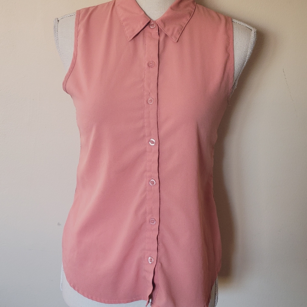 Edge blush button down size small
